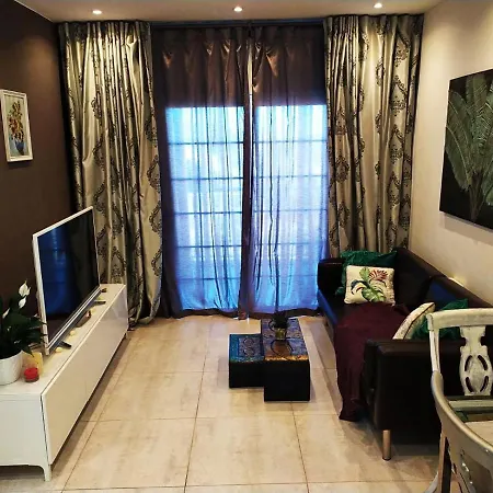 Cosy 2 Bedroom Near Sea 아파트 코스타델실렌시오