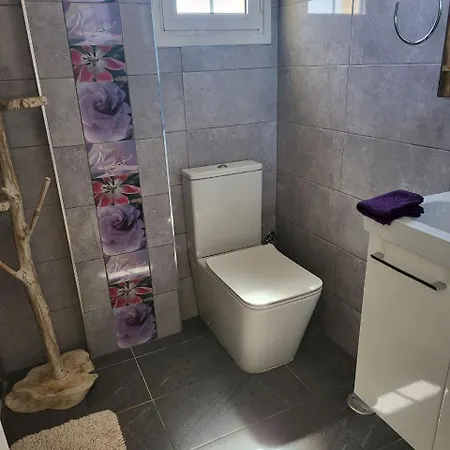 Cosy 2 Bedroom Near Sea 아파트 코스타델실렌시오