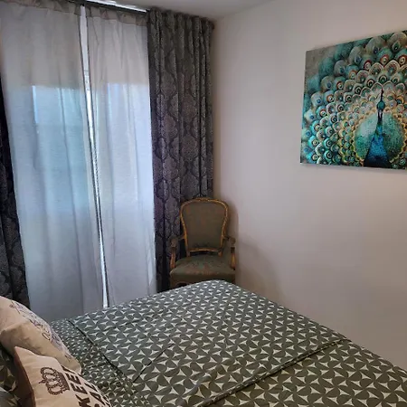 아파트 Cosy 2 Bedroom Near Sea